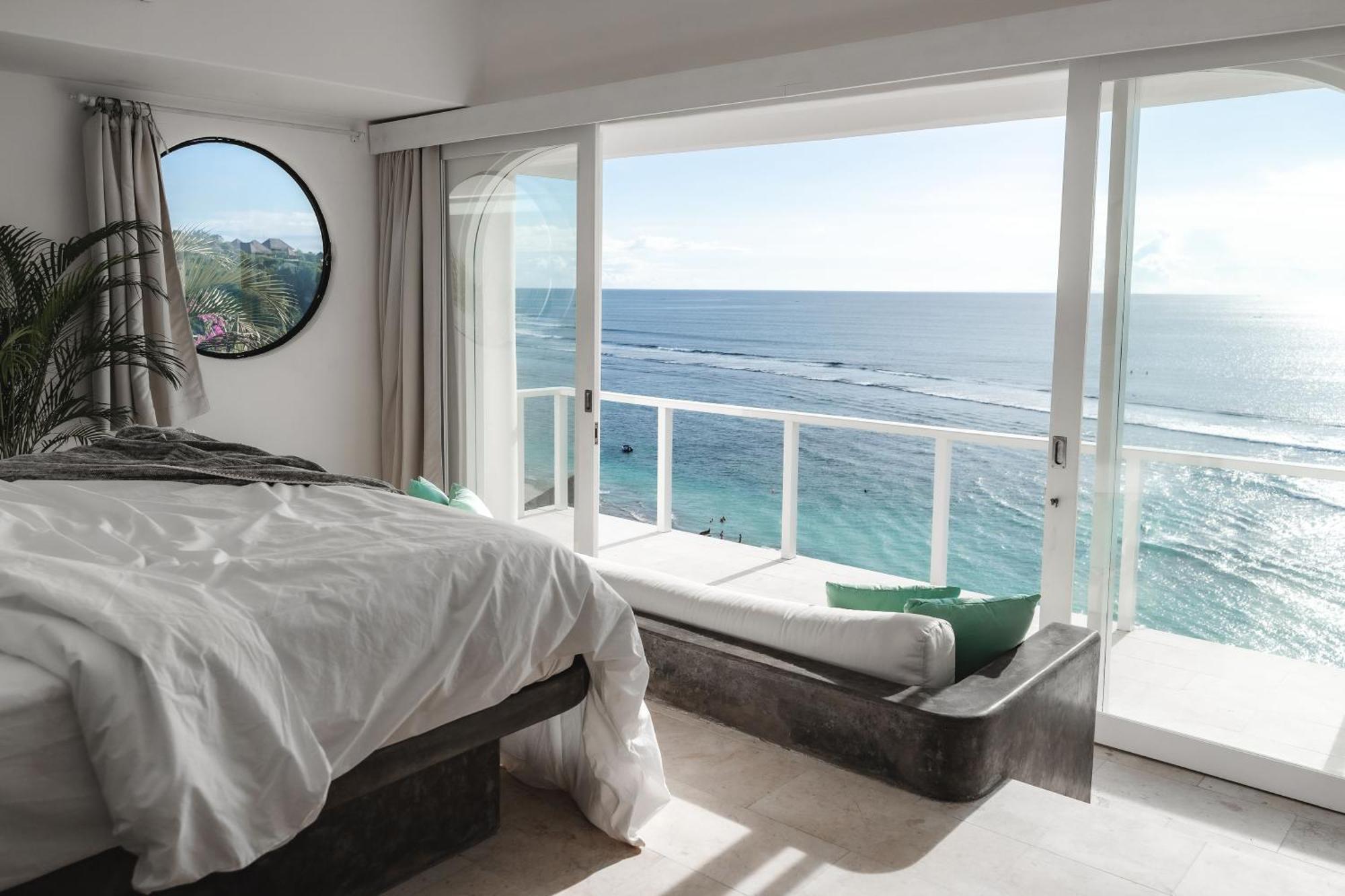 ホテル Blue Ocean Bingin ウルワツ 部屋 写真